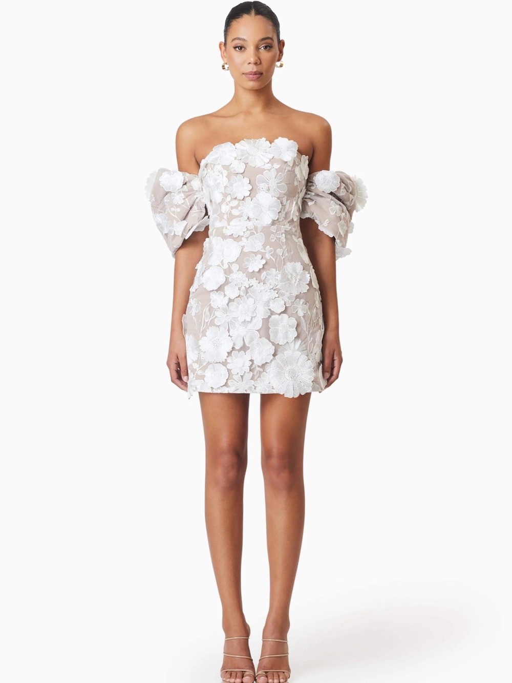 Elliatt White Off-Shoulder Floral Appliqué Mini Dress